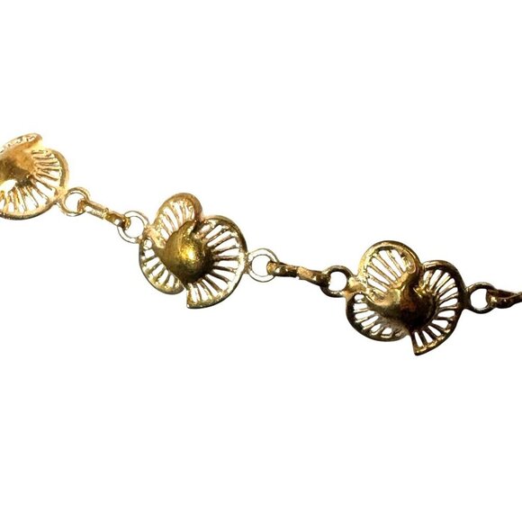 Vintage 80's gold chain belt with pearl flowers clips shut 45" from end to end - Picture 8 of 9